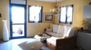 Beachside Apartment Near Neve Tzedek & the Carmel Market for Rent