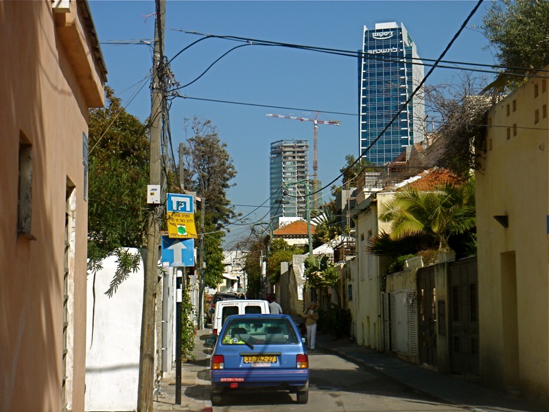 Home sales are on the rise in Tel Aviv with a return of foreign buyers