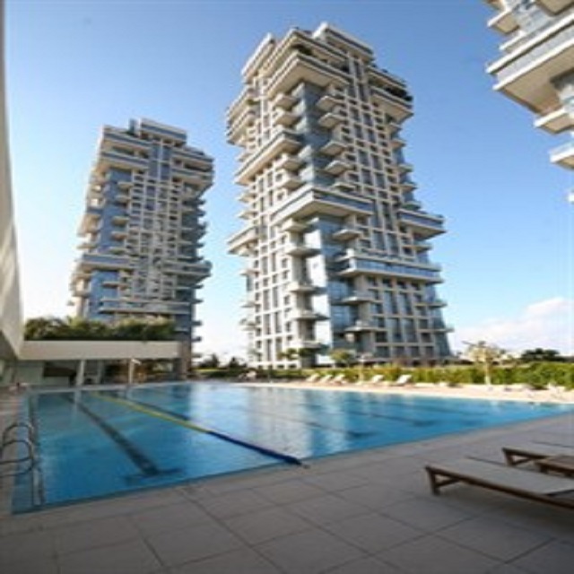 3 Bedroom Apartment for Sale in the Akirov Tower in North Tel Aviv