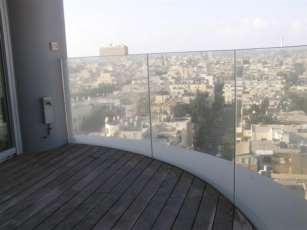 Luxury 2 Bedroom Apartment for Sale in the Frishman 46 Tower