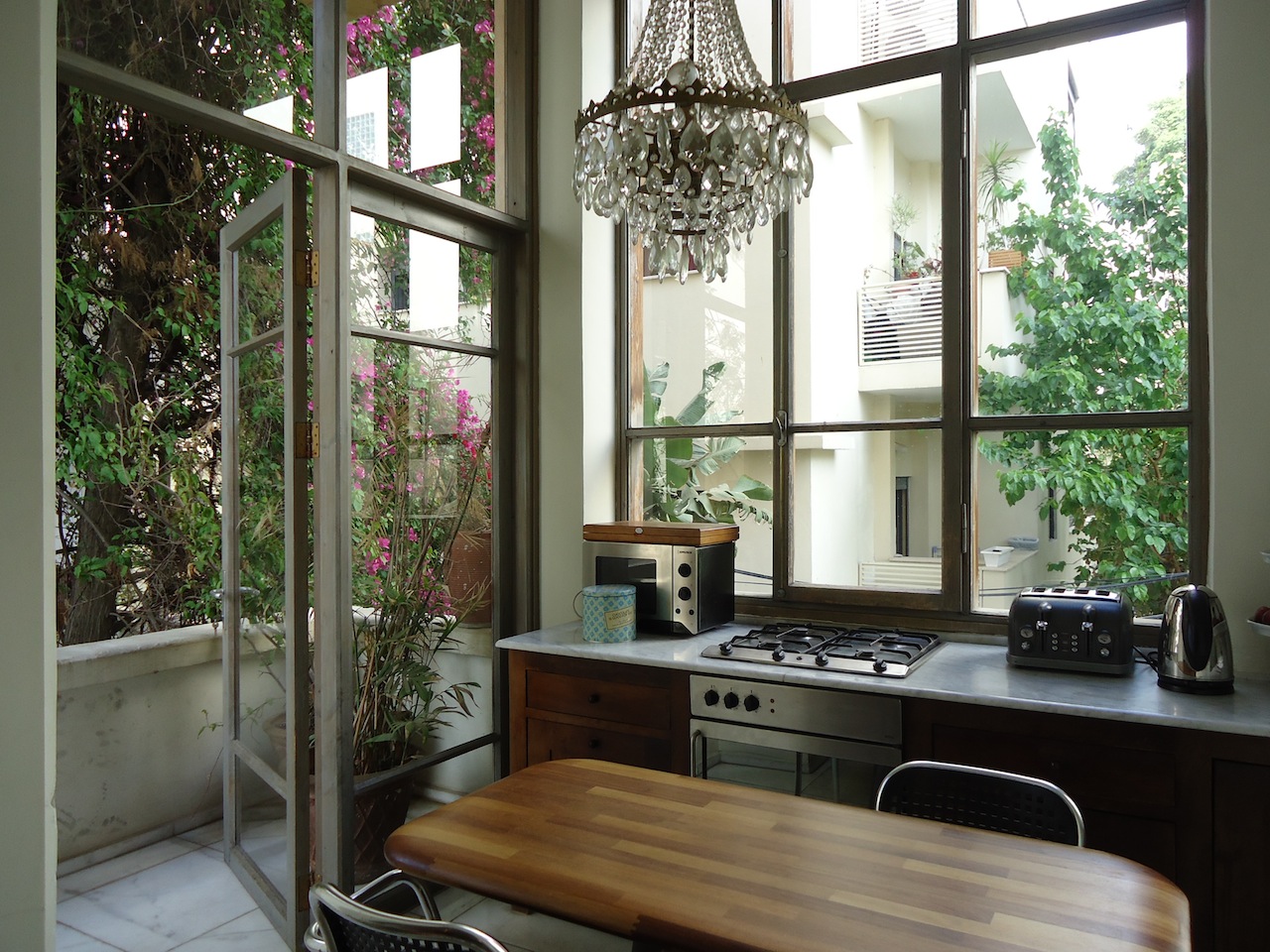 Eclectic 3BR Apartment in the Heart of Tel Aviv for Rent