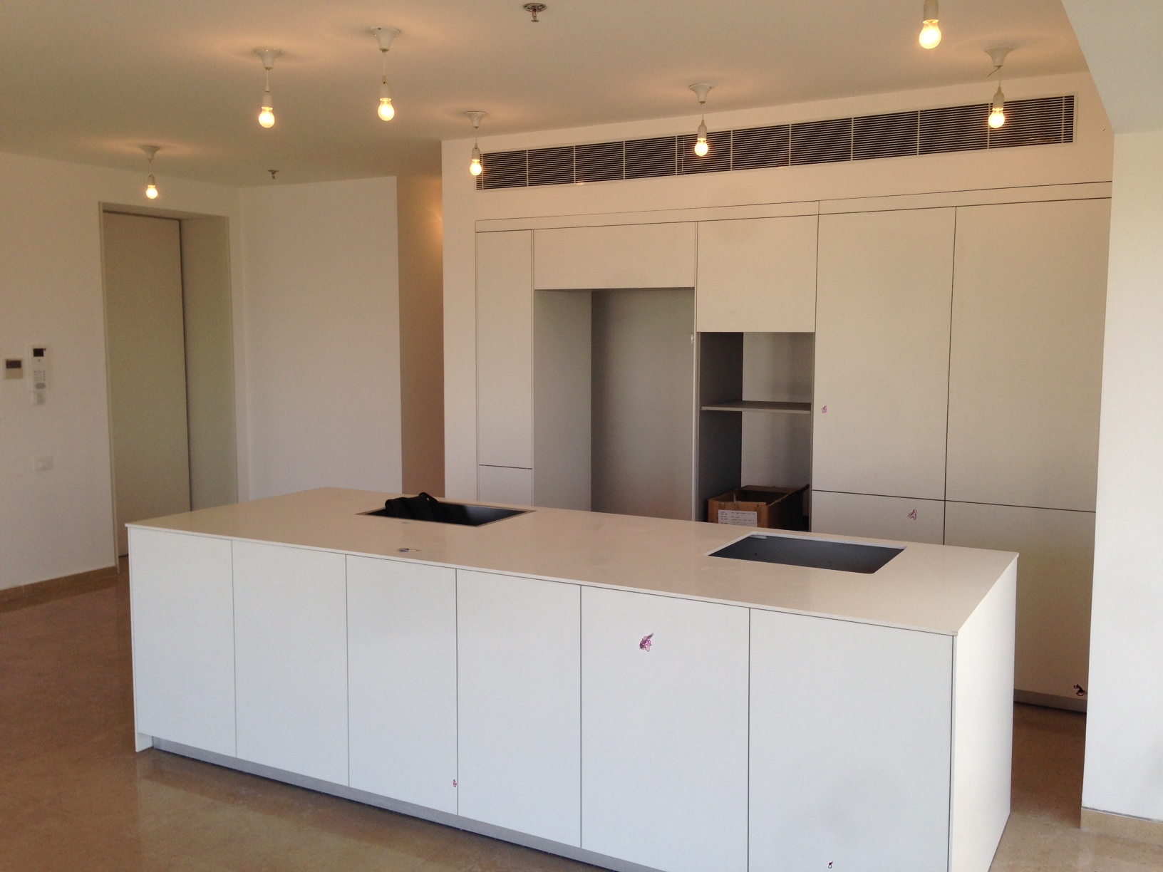 Spacious Apartment for Sale in Tel Aviv’s Newest Luxury High-Rise – The Remez Tower
