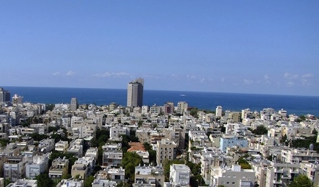 Beautiful 3BR Apartment for Sale in the Assuta Tower in Tel Aviv’s Old North