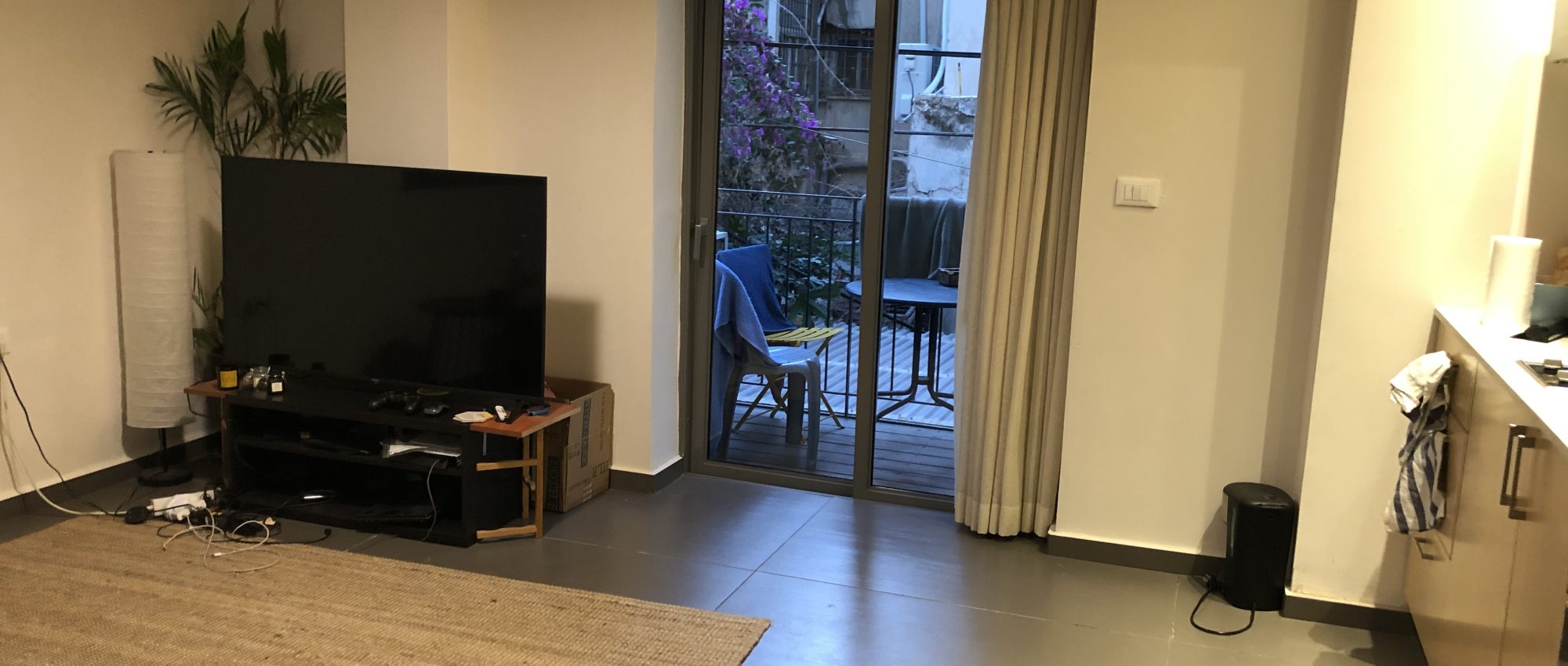 2 Bedroom Apartment for Mid-Term Rent in the Florentine Quarter of Tel Aviv