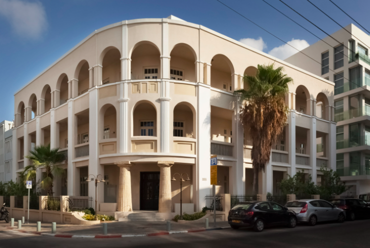 Historic Penthouse for Sale in the Heart of Tel Aviv